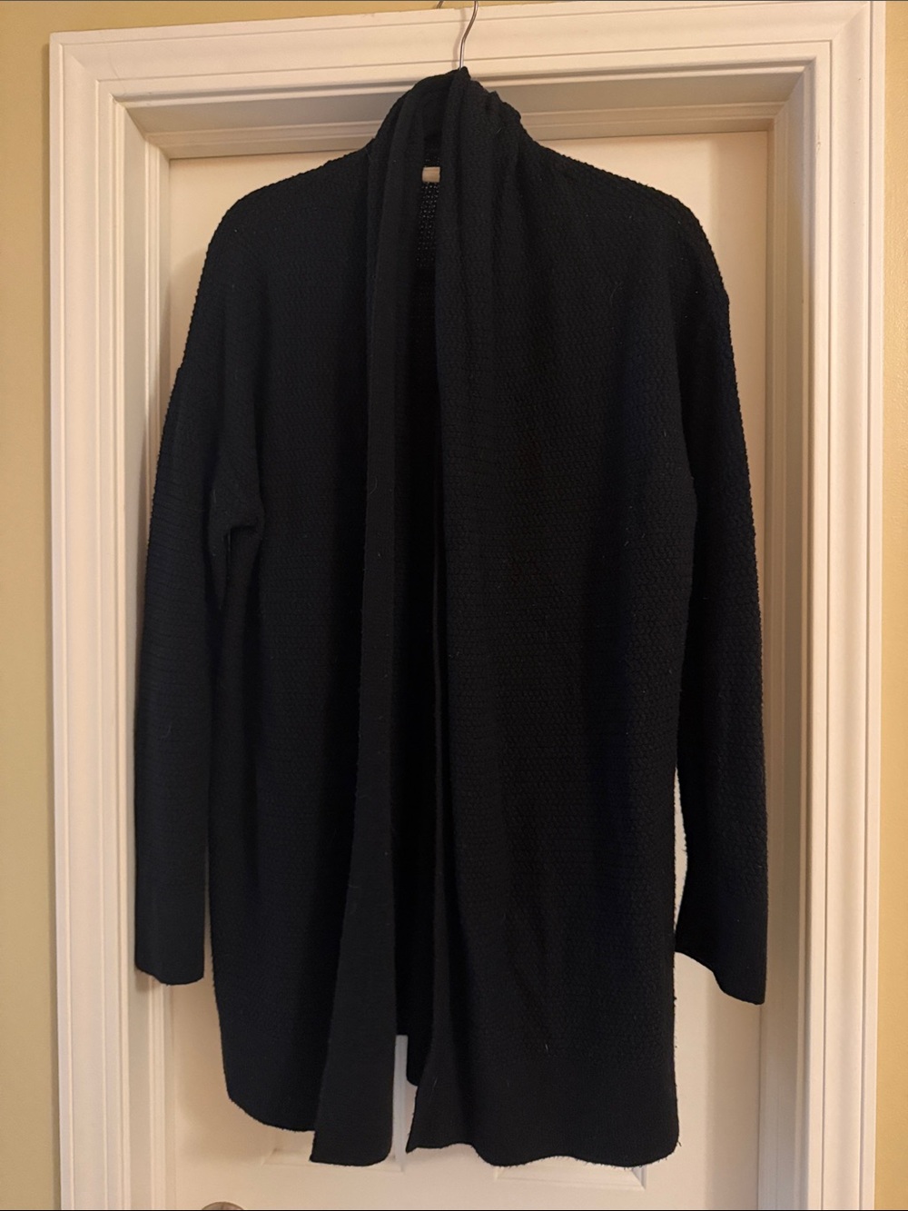 GAP Men's Black Open-Front Knit Cardigan